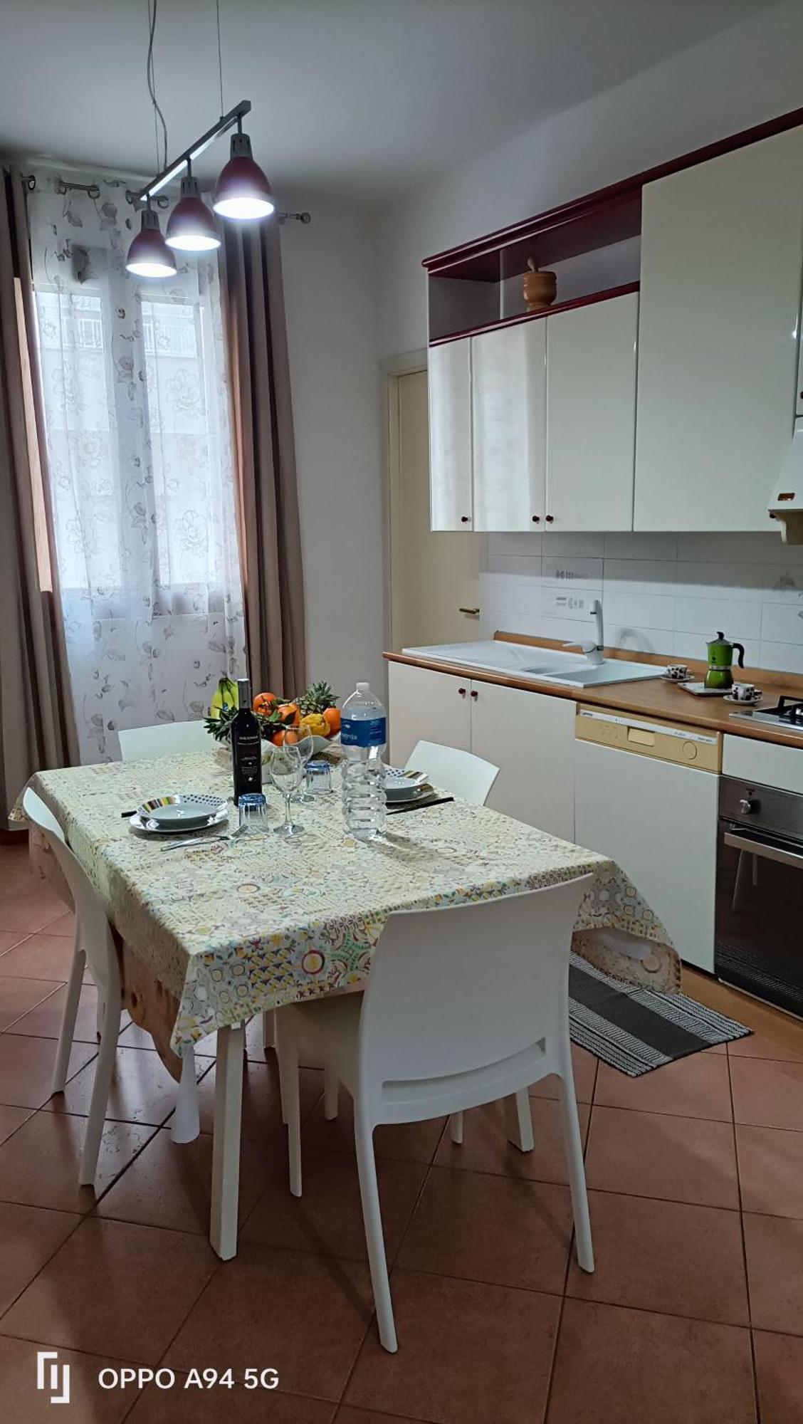 Casa Vita In Centro Balestrate Exteriér fotografie