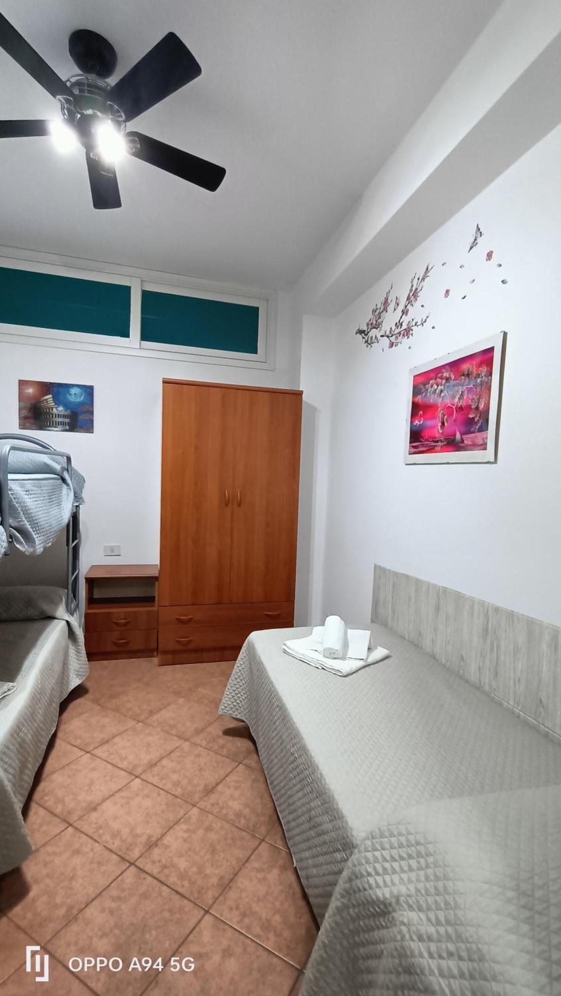 Casa Vita In Centro Balestrate Exteriér fotografie