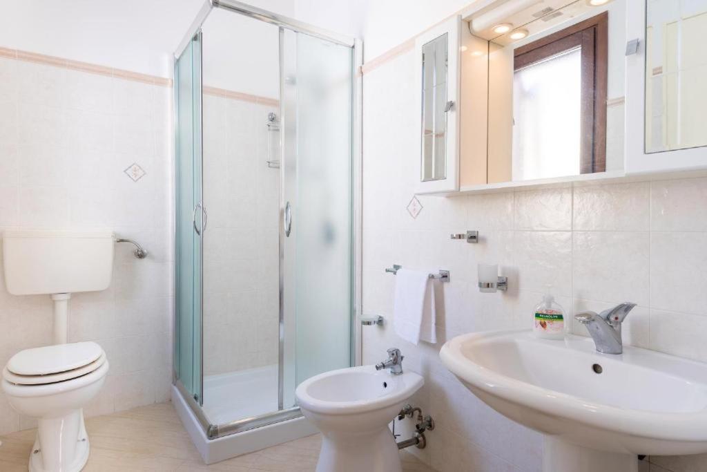 Casa Vita In Centro Balestrate Exteriér fotografie